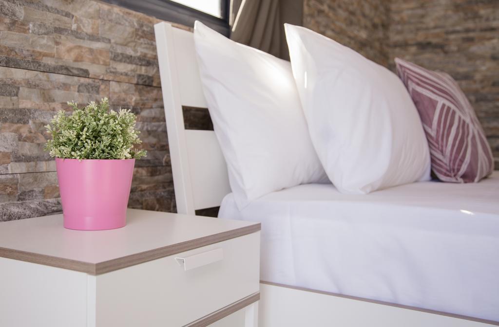 Shenkin Vilmar Apartments Tel Aviv Phòng bức ảnh
